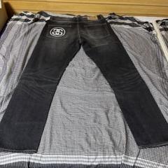 ステューシー ダメージ加工シャネルロゴデニム