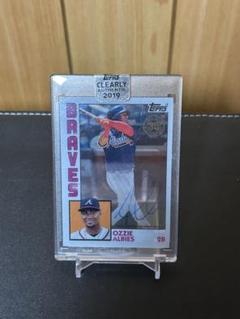 Ozzie Albies autograph card topps