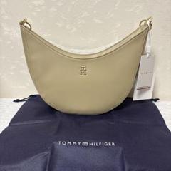 新品未使用　TOMMY HILFIGER ベージュショルダーバッグ