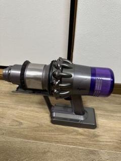 Dyson SV14コードレスクリーナー 本体とアタッチメント　ジャンク品 Dyson SV14 コードレスクリーナー ジャンク品