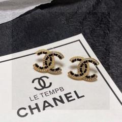 上質を纏う【CHANEL】ピアス ブラック ゴールド CCロゴ CHANEL CCロゴ ゴールド ブラック ピアス - メルカリ