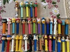 ペッツ　PEZ ディスペンサー　34本まとめてセット ペッツ PEZ ディスペンサー 34本まとめてセット - メルカリ