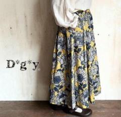 Dolce & Gabbana アイス　フレア　スカート 38 ドルガバ DOLCE&GABBANA 大柄 花柄 タイトスカート 蓮柄 38