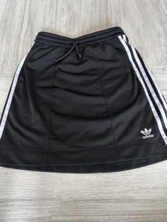 Originals（adidas） - 新品未使用 adidas Originalsアドベンチャー スカート ブラック 楽天市場】adidas（カラーブラック）（スカート｜ボトムス
