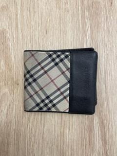 BURBERRY ノバチェック柄 二つ折り財布 Burberry チェック柄 二つ折り財布 - メルカリ