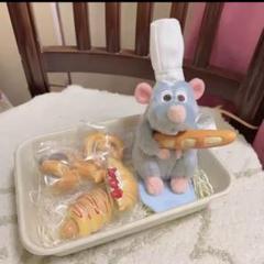 パリディズニー クリスマス限定】レミー サンタ帽 肩のせ