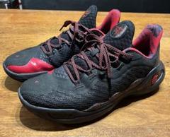 Curry 11 'Tuff Crowd'カリー11 アンダーアーマー