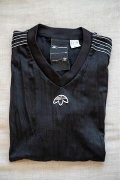 【希少コラボ】アレキサンダーワン×アディダス☆ワッペンロゴ入りクロップドTシャツ 2025年最新】alexander wang adidas tシャツの人気アイテム