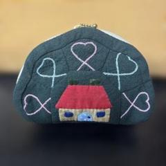 スーちゃん刺繍とお家のバニティーポーチ
