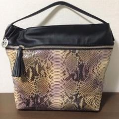 wel パイソン バッグの中古/未使用品を探そう! - メルカリ