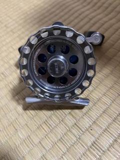黒鯛工房リール LIMITED65W-SBシルバー/ブルー 専用ケース付き