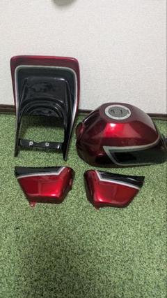 エイプ 外装セット　ロゴ 黒赤２型 カラー/中古 美品 塗装後 未使用 エイプ 外装セットロゴ 黒赤2型 カラー/中古 美品 塗装後 未使用