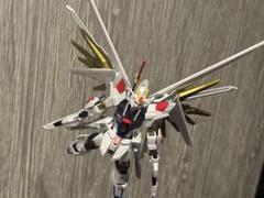 (週末値下げ)ガンプラ　hg マイティストライクフリーダムのサムネイル