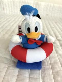 レア★ドナルドダック フィギュア 浮き輪 キーフック レア☆ドナルドダック フィギュア 浮き輪 キーフック - メルカリ