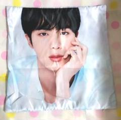 BTS ジン JIN クッションカバー 両面別柄 ジンくんのフォト