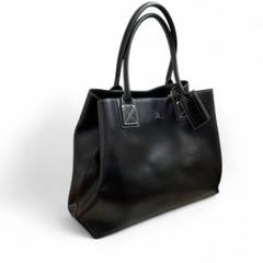 クレージュ トートバッグ 肩掛け ナイロン レザー 黒 ブラック 型押しロゴ 2025年最新】Courreges レディース トートバッグの人気アイテム