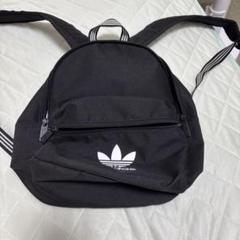 adidasリュック
