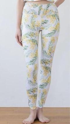 【新品　未使用】　スカーラ ミモザ ヨガ パンツ SUKALA レギンス　M 新品 未使用】 スカーラ ミモザ ヨガ パンツ SUKALA レギンス M