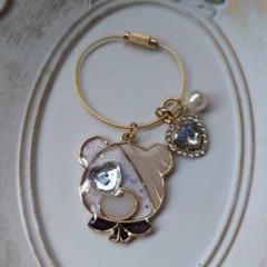 ハンドメイド 　レジン　クマのチャーム