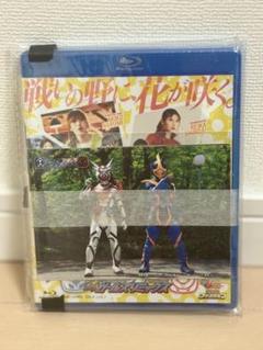 仮面ライダージャンヌ&仮面ライダーアギレラ with ガールズリミックス