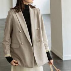 美品✨NOBLE プレーンピークドラペルダブルジャケット　ベージュ　38　M 美品 NOBLE プレーンピークドラペル ダブルジャケット - メルカリ