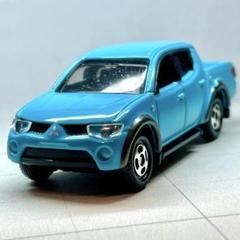 トミカ No.30 三菱 トライトン ミニカー – SEPPLY