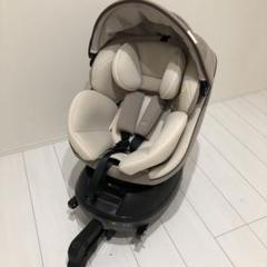 コンビ　クルムーヴ スマート ISOFIX tete a tete Combi
