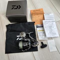 25 カルディアLT2500 新品未使用 ハンドルノブ交換済おまけPE0.4号付 25 カルディア 新品未使用 ハンドルノブ交換済 おまけPE0.4号付