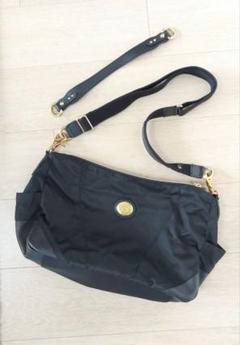 極美品✨️オロビアンコ　ショルダーバッグ　ナイロン　ネイビー　肩掛け 美品 オロビアンコ ショルダーバッグ クロスボディ ナイロン