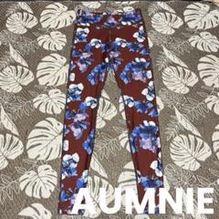 AUMNIE(アムニー)ヨガタイツ レギンス ストレッチ ヨガパンツ　カナダ発のサムネイル