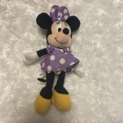 お顔厳選♡ ディズニー　ぬいぐるみバッジ　パープル　リボン　紫　水玉　ミニー♡ お顔厳選美品】ミニーマウス ディズニーぬいぐるみバッジ 【美品