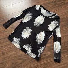 マックスマーラ　フラワー　ロゴ　tシャツ　花柄　白タグ　黒　半袖　カットソー マックスマーラ フラワー ロゴ tシャツ 花柄 白タグ 黒 半袖