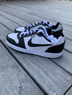 新品　27.5cm NIKE エバノン LOW プレミアム　パンダのサムネイル