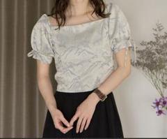 mideal jacquad puff blouse / ジャガードパフブラウス