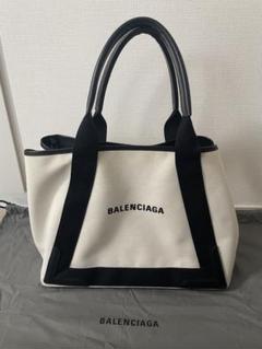 BALENCIAGA ドット柄 バケットバッグ バレンシアガ』のキャッチーなドット柄にときめく♡ 大人女子