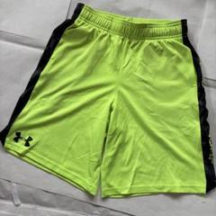 Under Armour 蛍光イエロー ショートパンツ