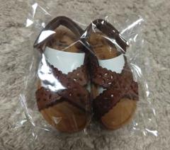 PEPE キッズ TWO CON ME パンチングレザーサンダル（ブラウン）
