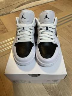 NIKE AIR JORDAN 1 LOW