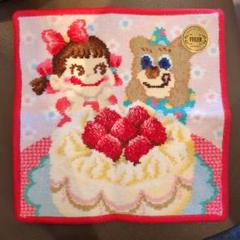 【専用】フェイラー ペコちゃん 赤 ハンカチ フェイラーFEILERペコちゃんハンカチ