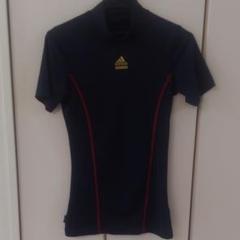 メンズ adidas Tシャツ