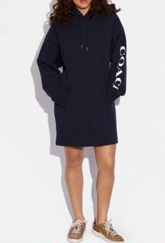 COACHコーチ エッセンシャル フーディー パーカー ワンピース