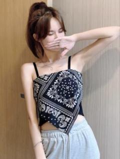 韓国風ドット柄ミニトップス タイト ノースリーブ 夏のお出かけに最適