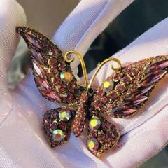 ブローチ 蝶 バタフライ 虫 ラインストーン パヴェ キラキラ
