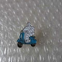 ★ピンバッジ#57 MICHELIN ミシュランマン ビバンダム スクーター