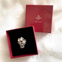 aska co.,LTD ヴィンテージブローチ パール真珠 花籠 花 シルバー①