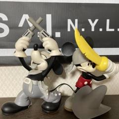 ミッキーマウスＸメディコムトイＸロエン‼️ コラボ‼️フィギュア‼️ 2体セット‼️