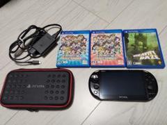 【美品】PS Vita 本体 + ゲームソフト3本 + ケース + ケーブル