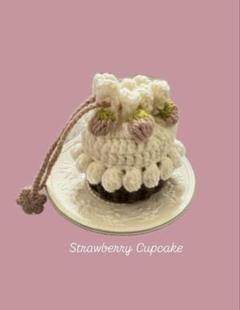 ストロベリーカップケーキ　ポーチ　ハンドメイド