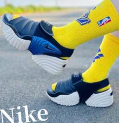 Nikeウィメンズエアアジャストフォースサンダル　ブラック　サイズ23.5　美品