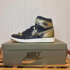 Air Jordan1 Retro High OG Black and Goldのサムネイル